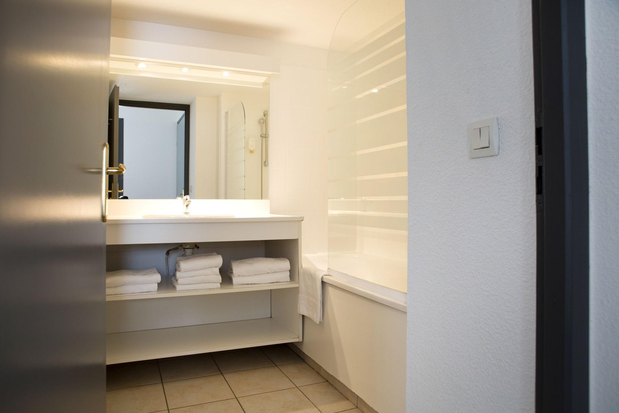 Comfort Aparthotel Divonne La Versoix Dış mekan fotoğraf